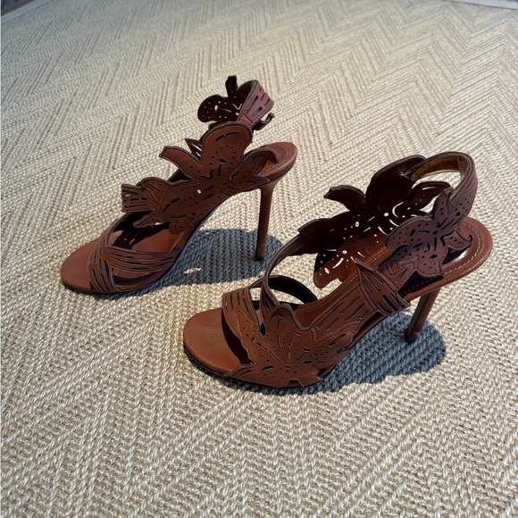 Sergio Rossi laser cut heels - Picture 2 of 5